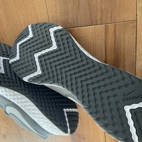 Nike Gray Athletic Sneakers - Picture 4 of 5